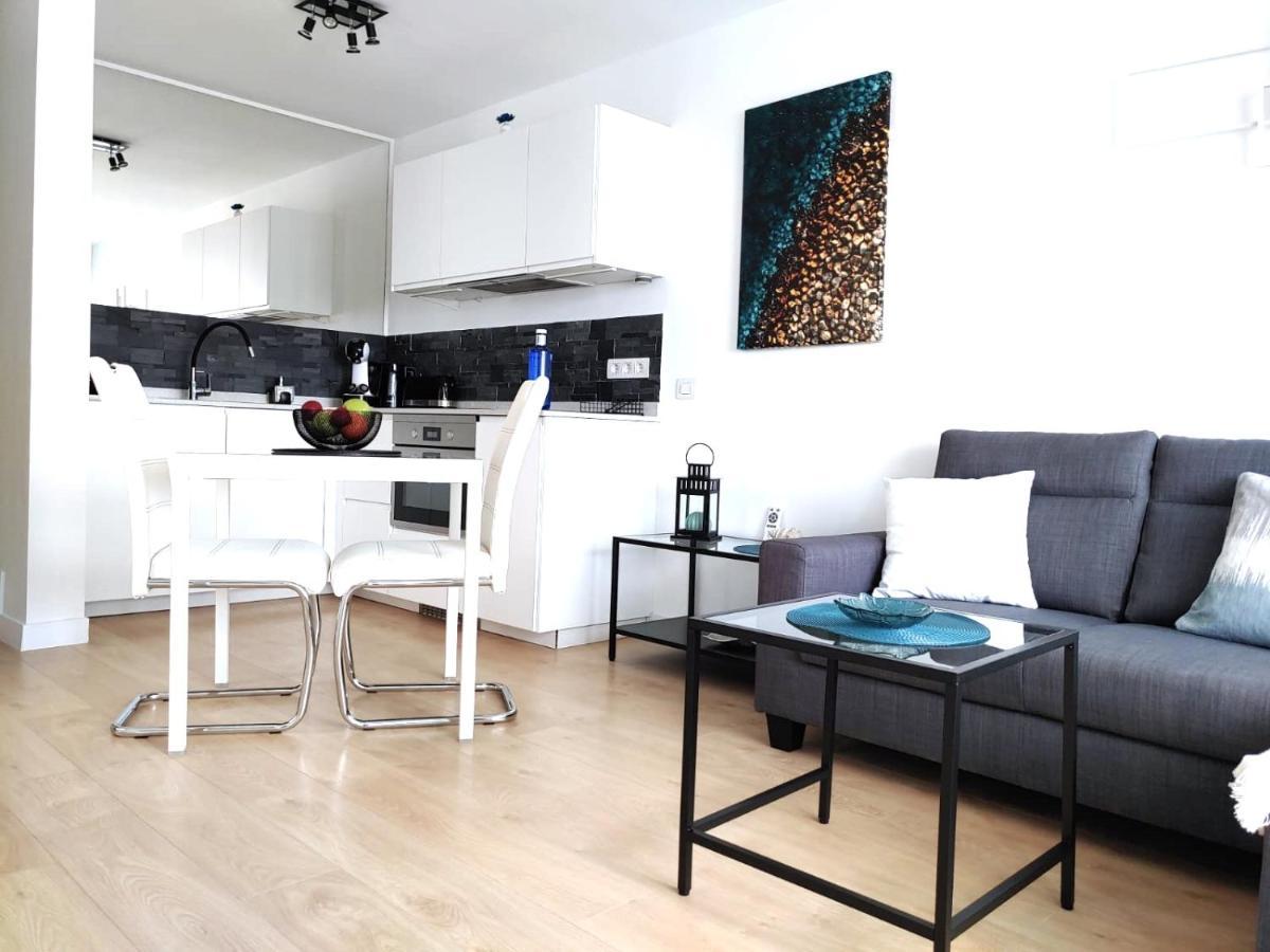 Apartment Portonovo Paraiso II - Sea View - Swimming Pool - Good Wifi - Old Town Puerto del Carmen  Luaran gambar